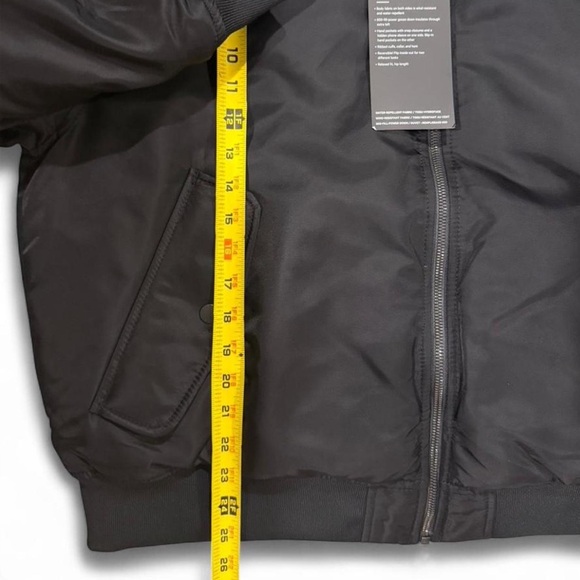 NWT Men's Lululemon Black Quilted Reversible Down Puffer Jacket Size Large - Picture 6 of 8